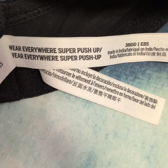 (2) VS PINK Super Push Up Bras Sz 38DD Praline & Black LIKE NEW Lot Bundle 38E - Picture 7 of 7